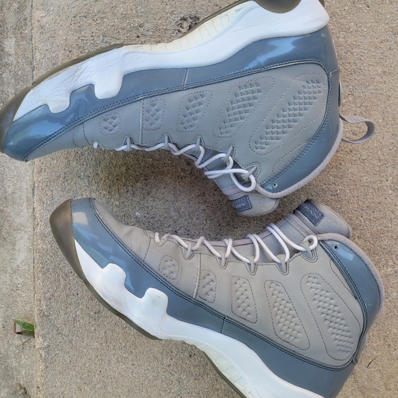 Size 13 jordan retro 9 cool grey - Picture 3 of 4